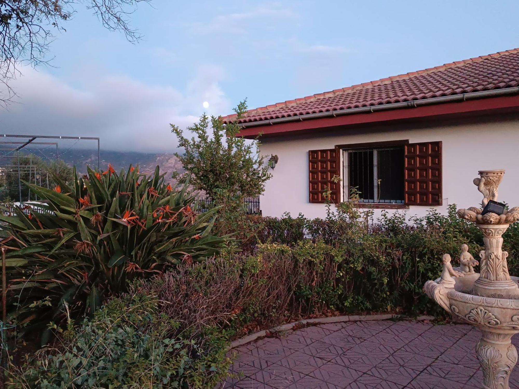 Casa Rural Chalet Venta Del Aire Cortijo Terron Villa Lanjarón Exterior foto